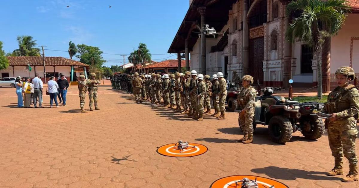 Las Fuerzas Armadas y la Policía reforzaron los patrullajes en la Chiquitania con controles terrestres y drones