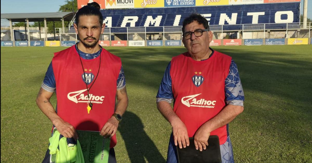 Julio Diacuteaz asumioacute como nuevo entrenador de Sarmiento y dirigioacute su primera praacutectica