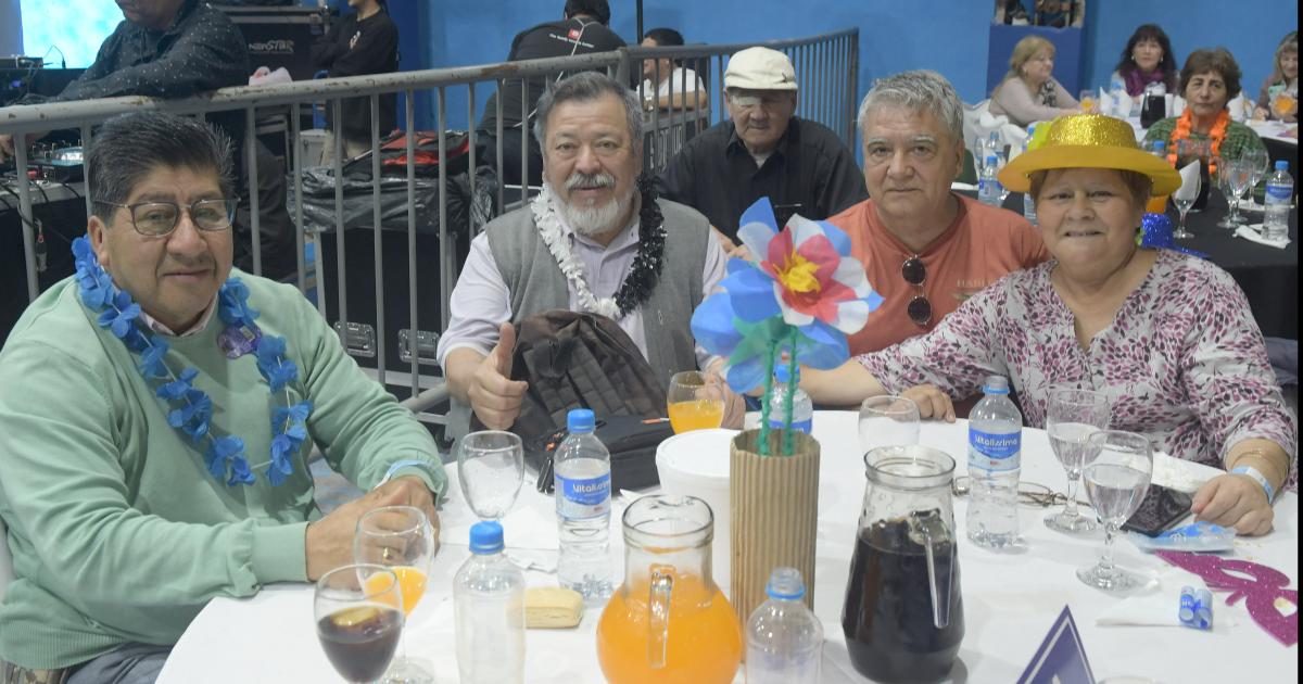 FIESTA DEL JUBILADO Y DEL ADULTO MAYOR