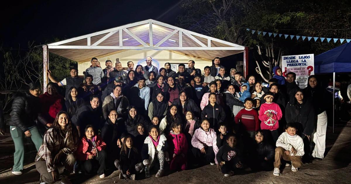 JORNADA El padre Sergio volvió a la parroquia donde sirvió varios años para compartir con su comunidad