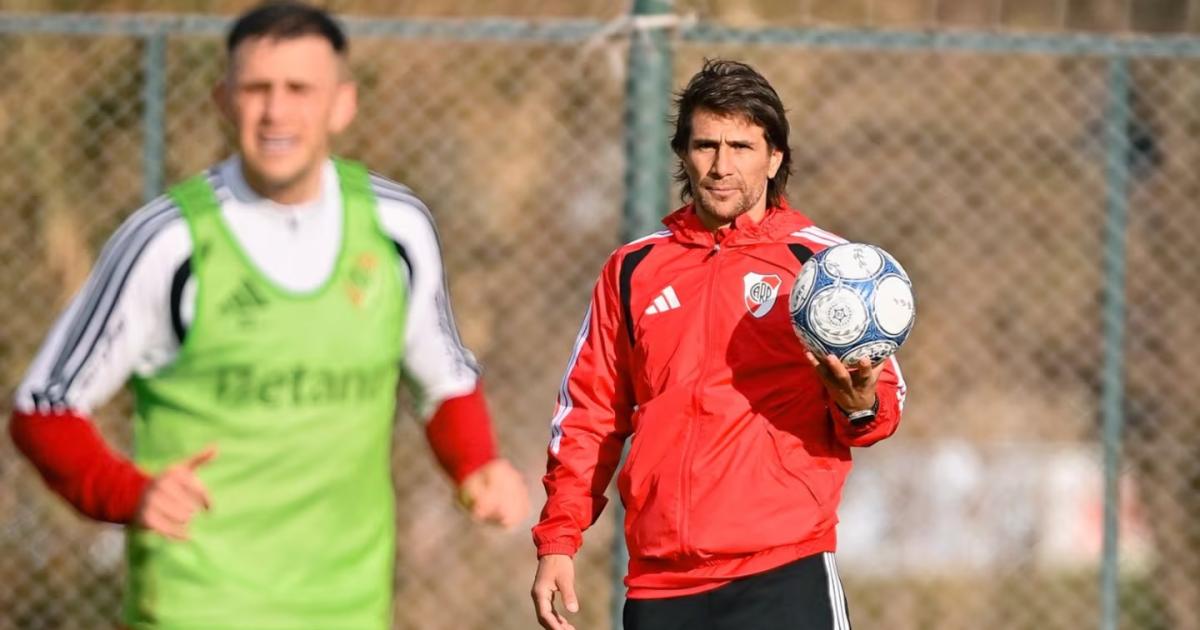 El DT tiene contrato hasta el 31 de agosto del 2027 (Foto Google)