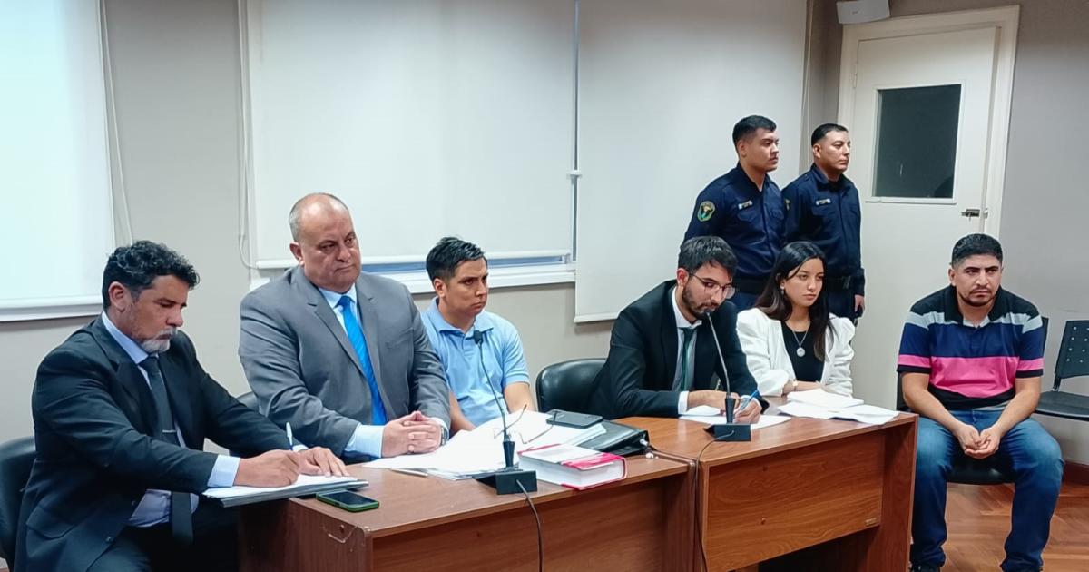 Ratifican preventivas de ex funcionarios por afer en Ciberdelitos