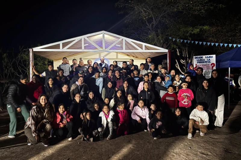 JORNADA El padre Sergio volvió a la parroquia donde sirvió varios años para compartir con su comunidad