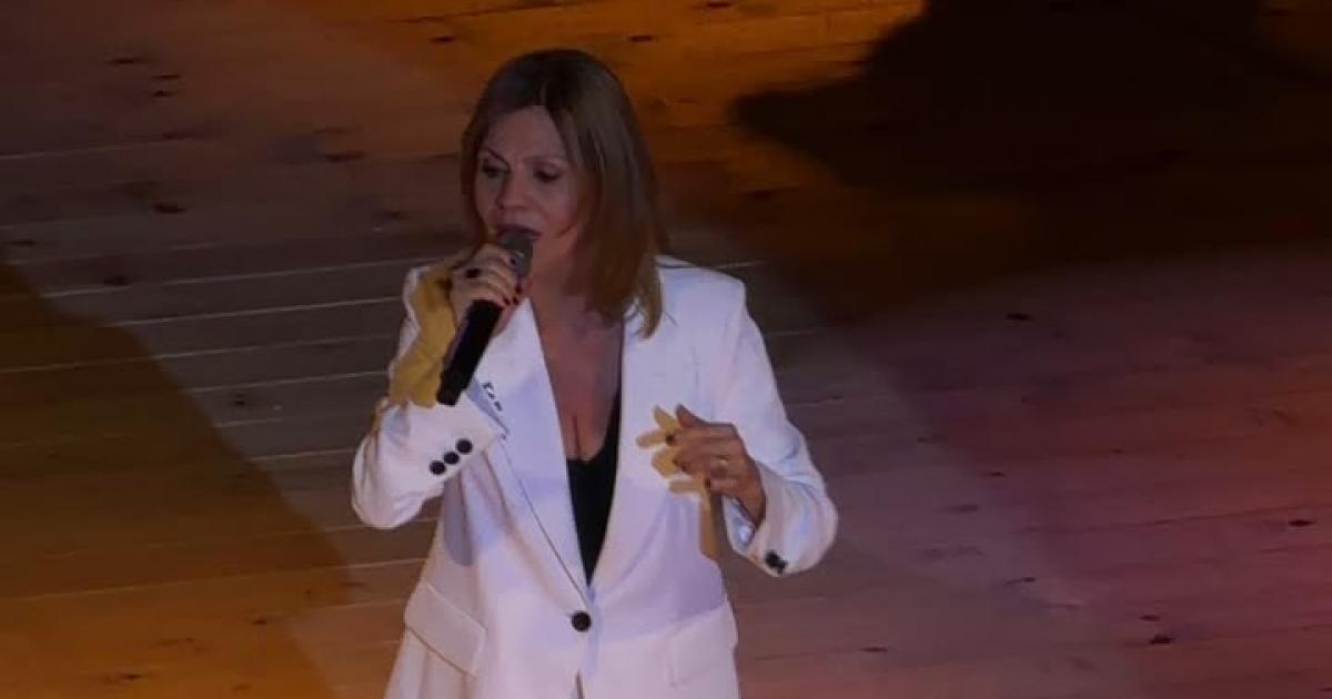 Marcela Morelo brilloacute en el Teatro 25 de Mayo ante una sala llena