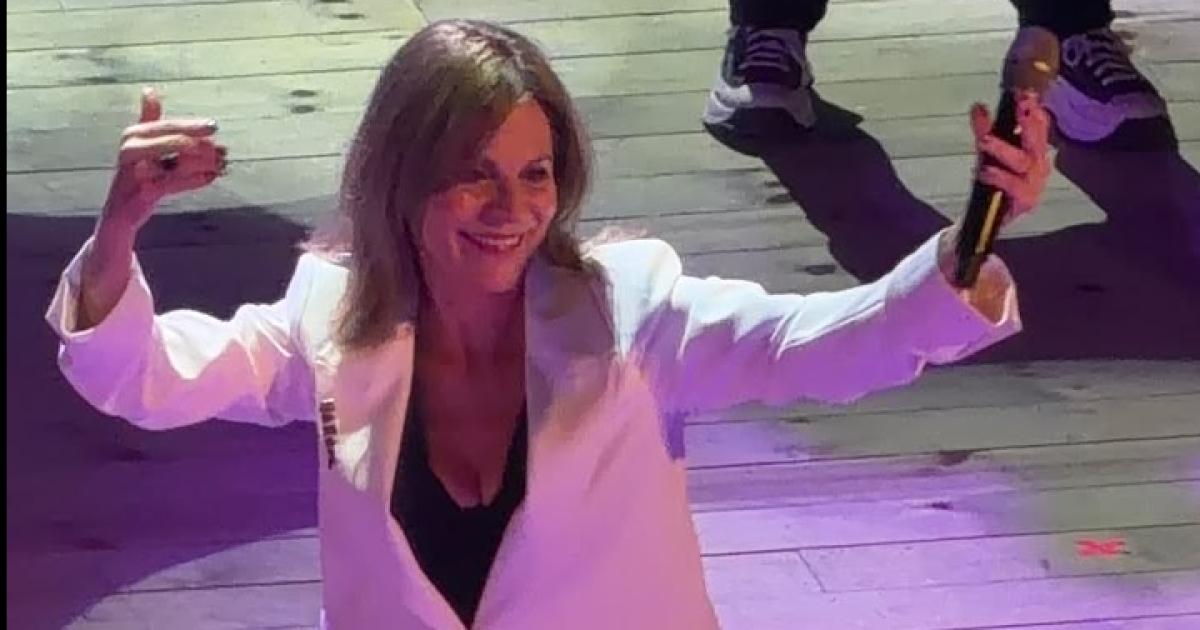 Marcela Morelo brilloacute en el Teatro 25 de Mayo ante una sala llena