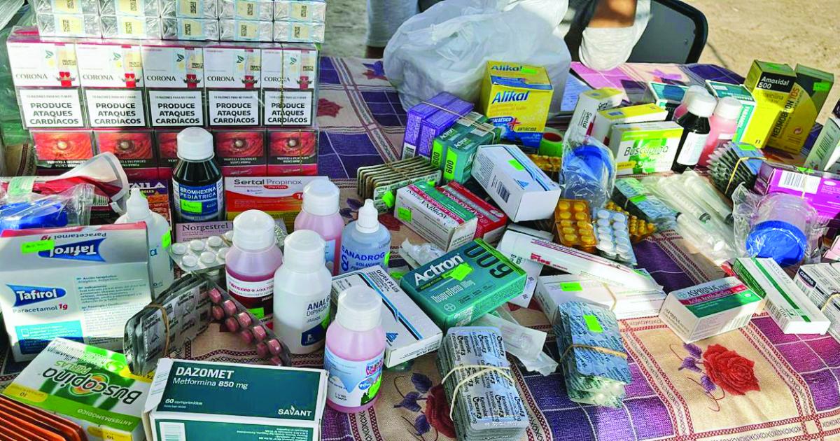 Intervienen por venta ilegal de medicamentos que incluiacutea hasta psicotroacutepicos en una feria barrial