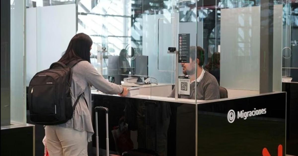 Desde migraciones brindaron la documentación pertinente (Foto Google)