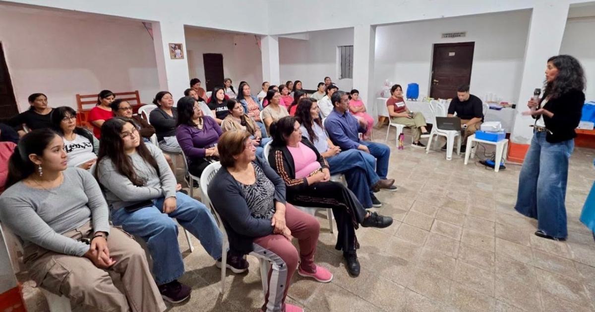 Vecinos de La Cantildeada participaron del taller Creer para Emprender