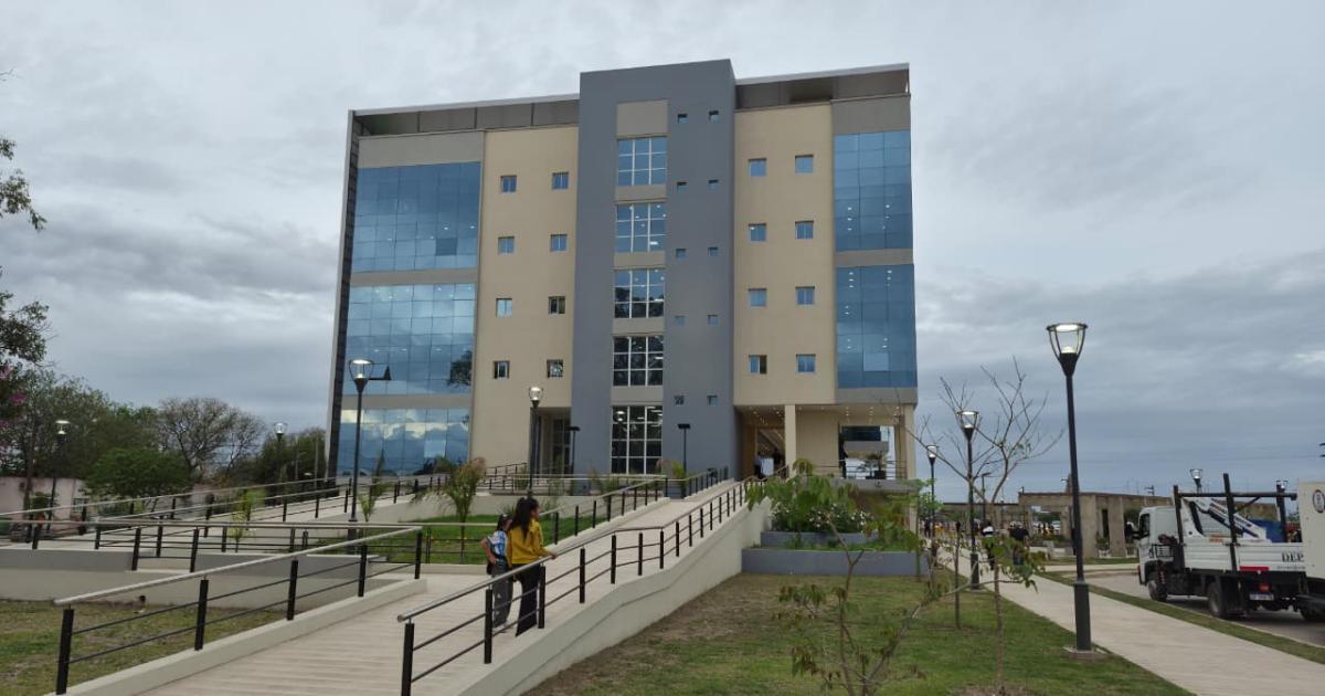 Inauguraron el moderno Centro Judicial de Friacuteas- las mejores fotos
