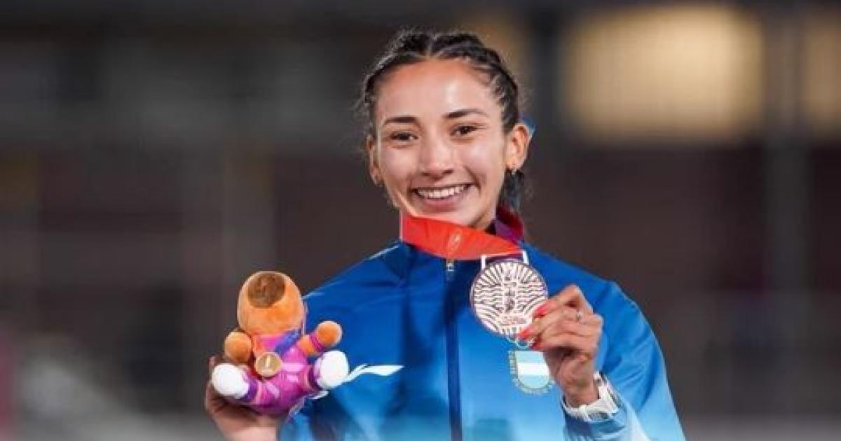 Orgullo santiaguentildeo- Neacutelida Pentildeaflor y Natalia Vera ganaron medallas de bronce
