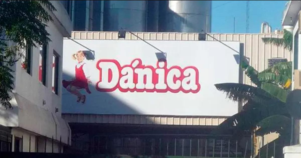 Cierre de Daacutenica- Dorada SA baja la persiana de su histoacuterica planta y los trabajadores inician protestas