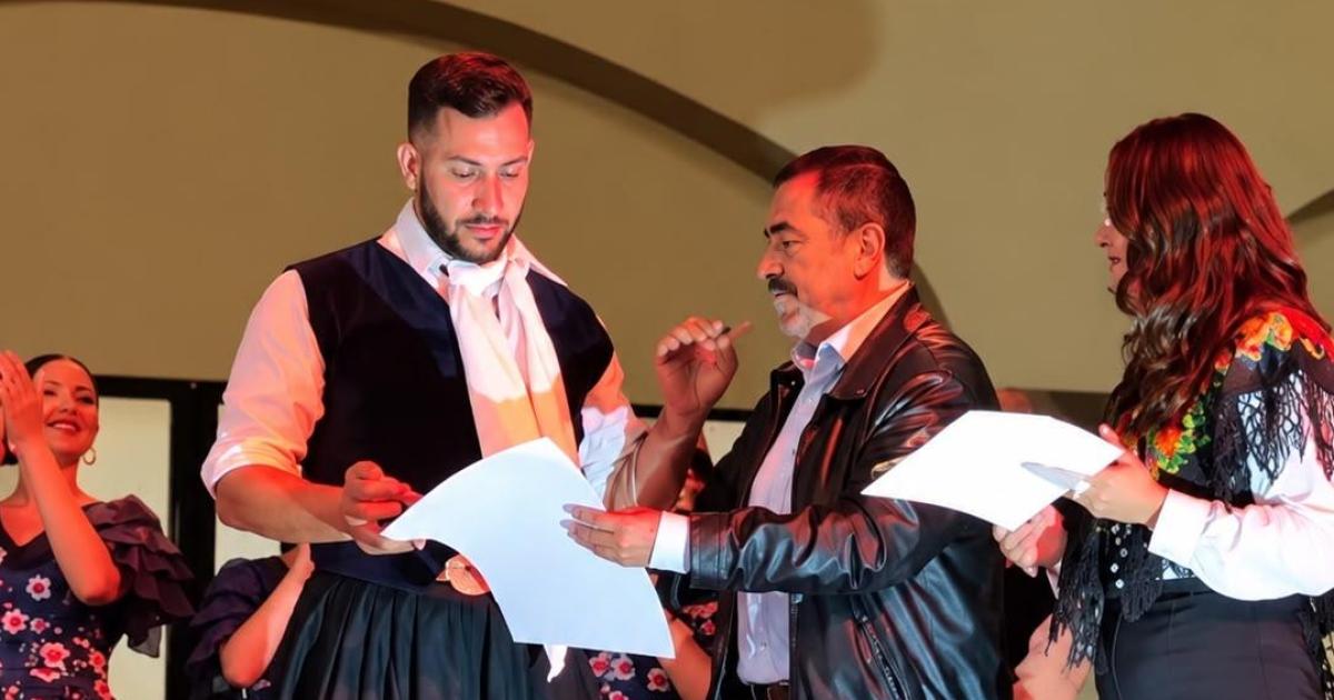 Un santiaguentildeo es vicepresidente de la Asociacioacuten Internacional de Folclore Lationamericano