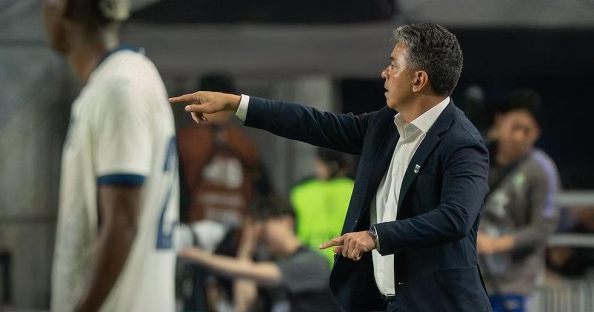 Marcelo Gallardo debutó como director técnico de Ecuador con una derrota por 3-0 contra Corea del Sur (@LaTri)
