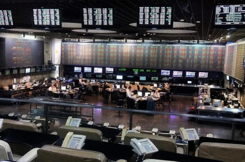 Wall Street también en rojo para Argentina (Foto Google)