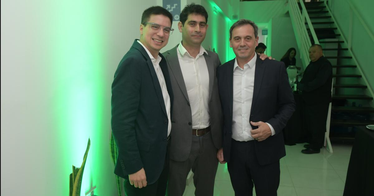 NOBIS INAUGUROacute SU CENTRO MEacuteDICO AMBULATORIO