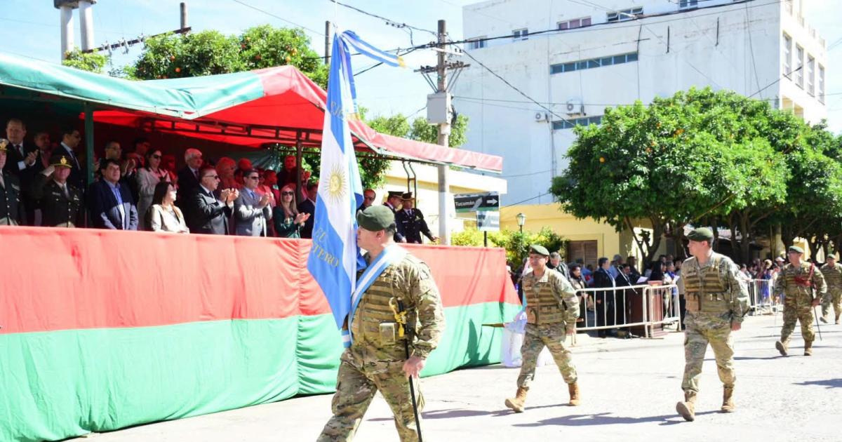 EMOTIVO El desfile cívico-militar fue el corolario del acto central por el 152Â aniversario de la ciudad de Frías