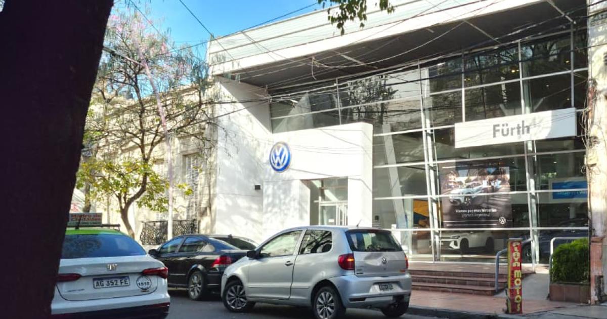 Concesionaria Fürth Automotores Foto-EL LIBERAL