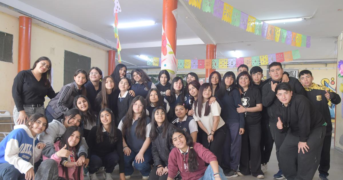 Maratoacuten EL LIBERAL 2026- el Colegio Sarmiento diraacute presente una vez maacutes