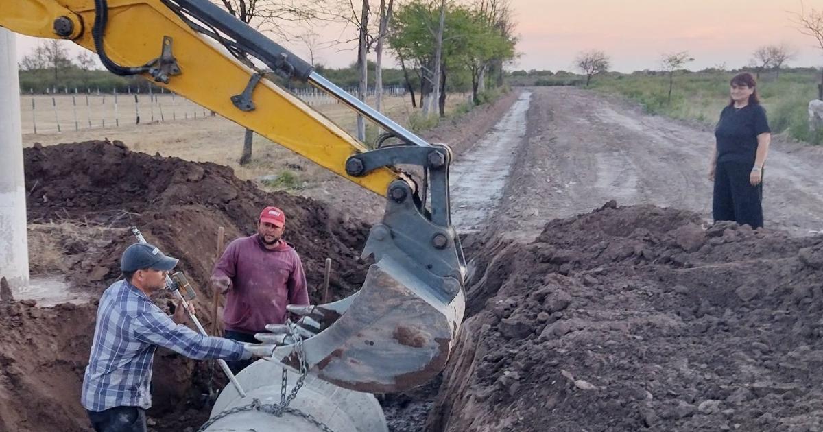 Mejoran desaguumles para prevenir anegamientos en Colonia El Simbolar