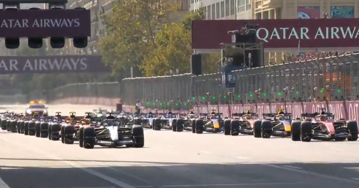 Momento de la largada de la carrera en Gran Premio de AzerbaiyÃn (Foto @Fórmula1)
