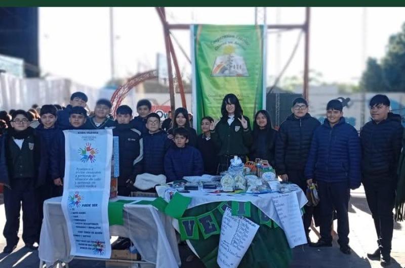 El Colegio Inti Huasi brilloacute con La Libreriacutea Escolar