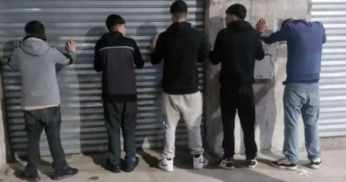 Menores imputables encierro y reinsercioacuten