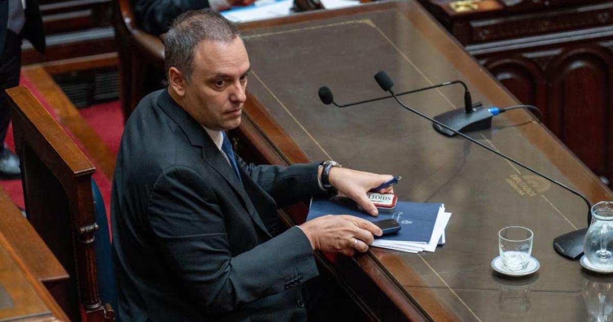 Manuel Adorni exvocero y jefe de Gabinete de Javier Milei