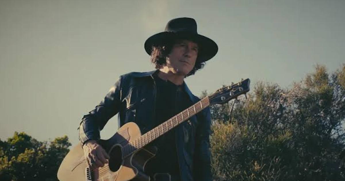 Zamba para olvidar de Daniel Toro con la voz de Enrique Bunbury es banda sonora de un filme de terror con Danny Trejo