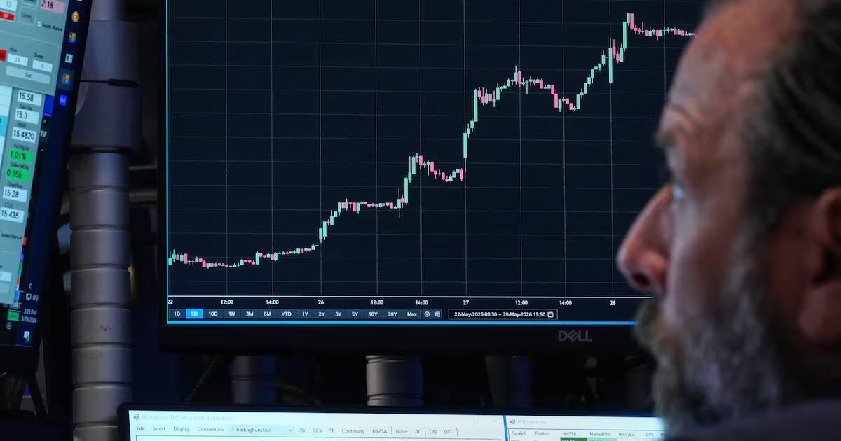 Riesgo paiacutes reacutecord en el antildeo- superoacute los 640 puntos ante una nueva caiacuteda de los bonos y el Merval