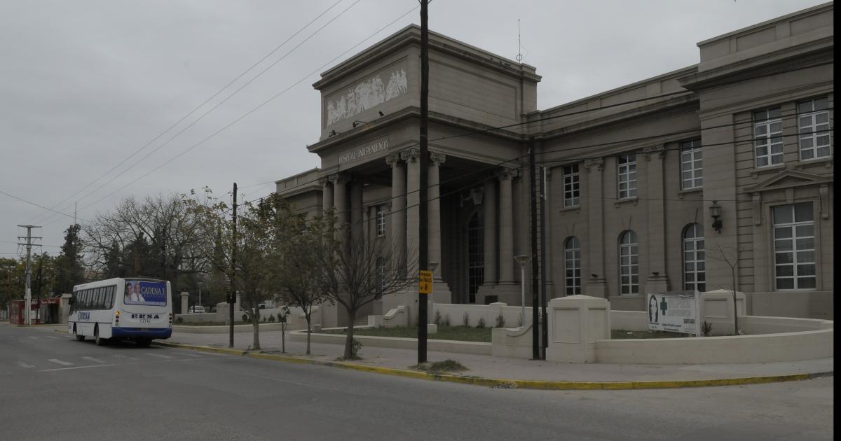 Grave- apuntildealaron por la espalda a una adolescente de 15 antildeos