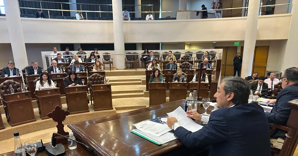 La Legislatura destacoacute los anuncios salariales y la previsibilidad econoacutemica de la Provincia