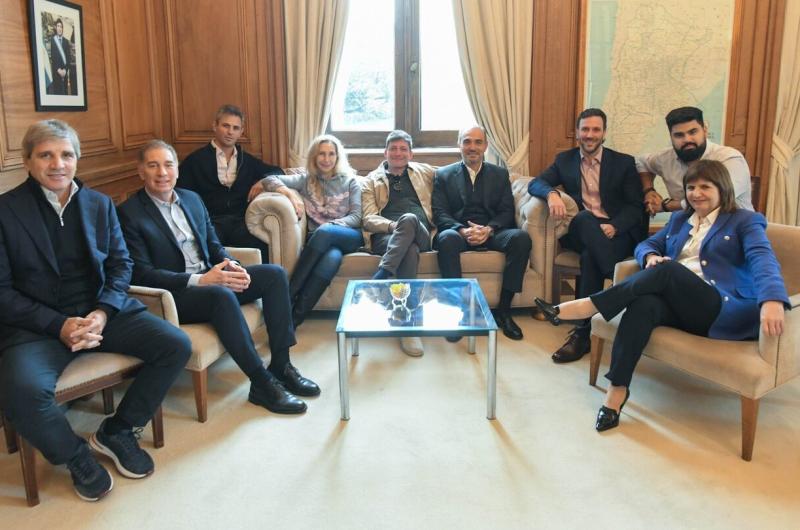El Gobierno reunió a su mesa política en Casa Rosada antes de la gira por la Argentina Week en París (Foto- Presidencia)