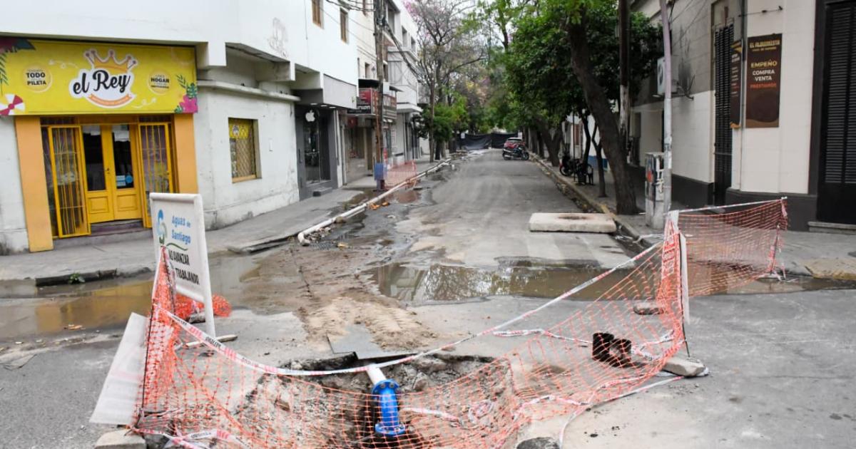 La Municipalidad multoacute a Aguas de Santiago por derrames cloacales en pleno centro