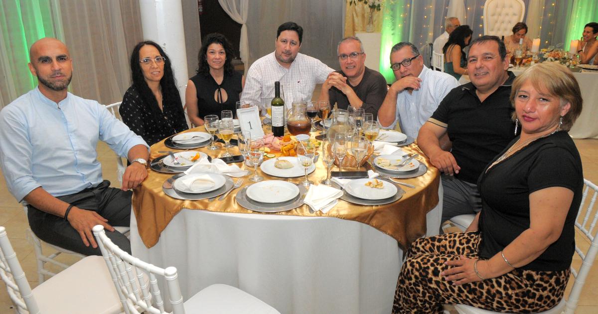 CELEBRA LA VIDA Y AGRADECE POR LO RECIBIDO