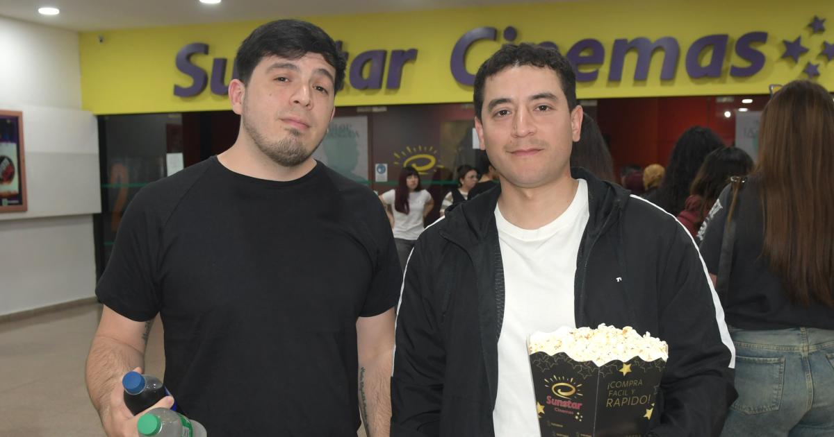 LA JANGADA DE MILO J LLEVOacute SANTIAGUENtildeOS AL CINE