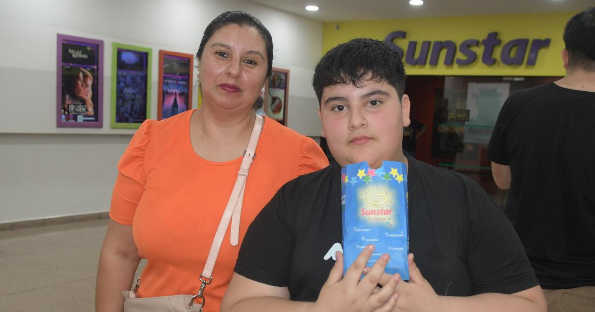 LA JANGADA DE MILO J LLEVOacute SANTIAGUENtildeOS AL CINE