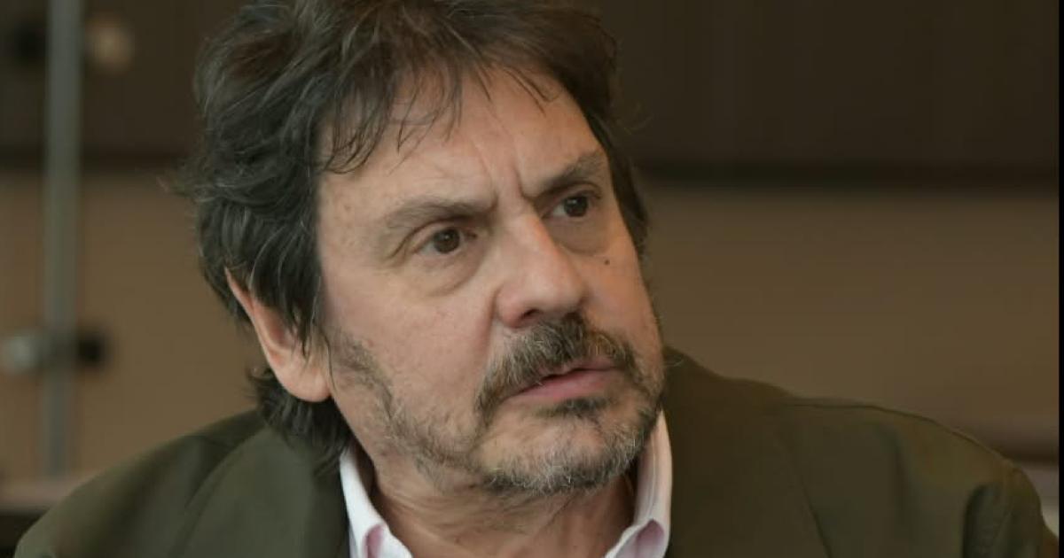 Felipe Pigna en Santiago- La sociedad estaacute agobiada y el margen para la reflexioacuten poliacutetica se va achicando