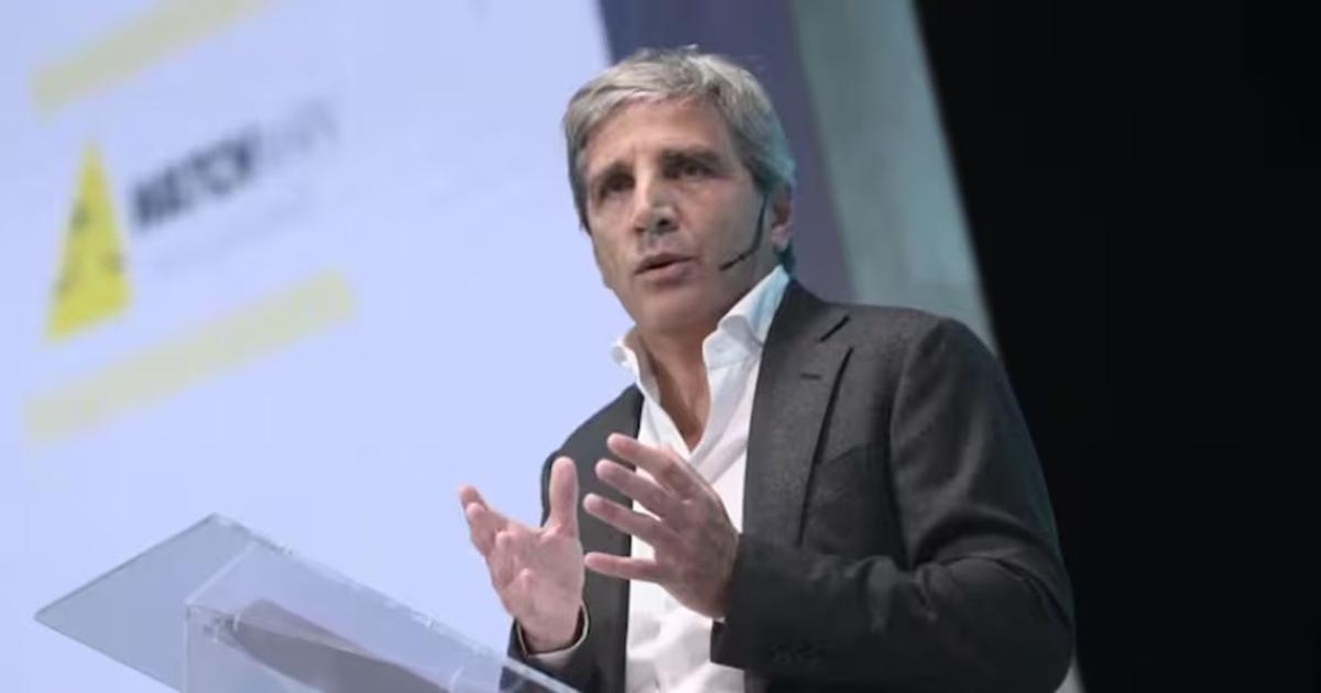 Caputo anticipoacute reformas y afirmoacute que Argentina debe converger al RIGI