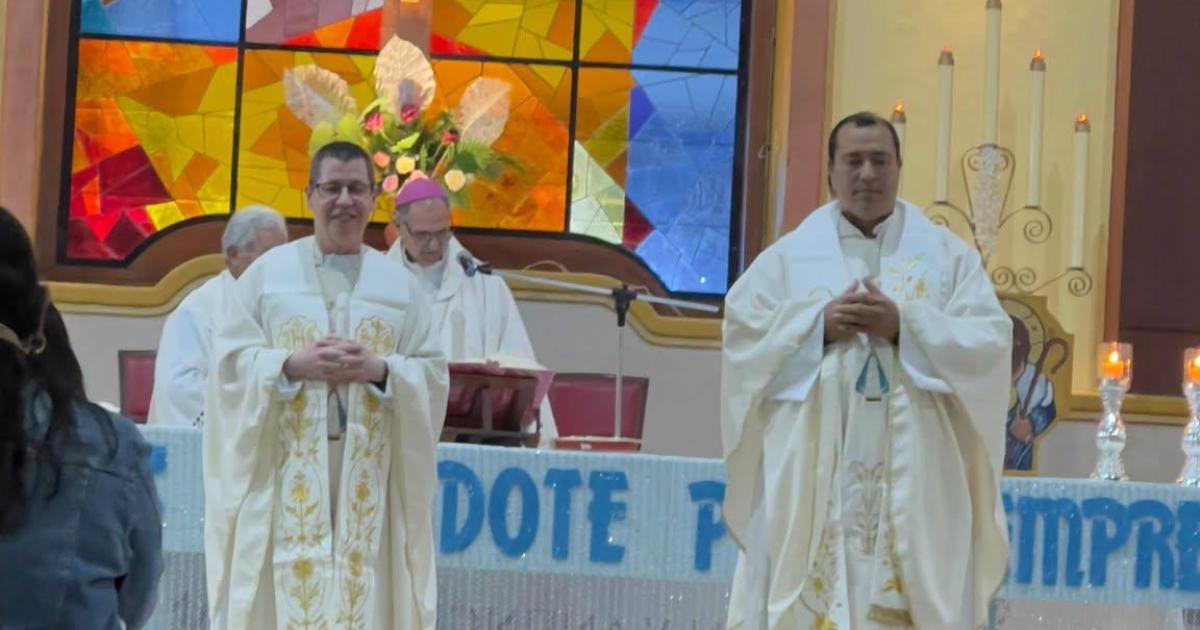 Celebraron 25 antildeos de sacerdocio de los padres Ezequiel y Hugo