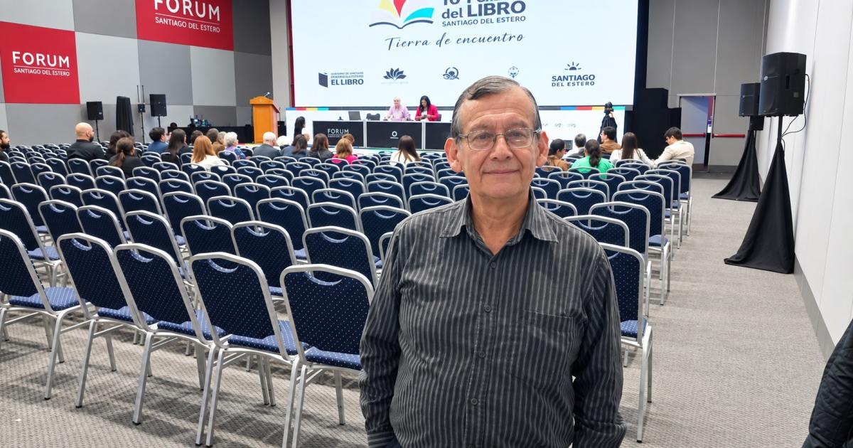 Pablo Landeo Muñoz en la 16Â Feria del Libro de Santiago del Estero Foto- EL LIBERAL