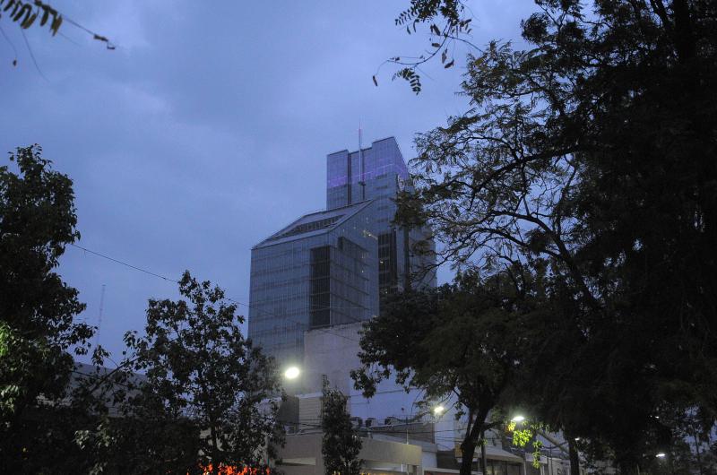 Alerta por viento sur y descenso teacutermico- asiacute estaraacute el tiempo el fin de semana en Santiago del Estero