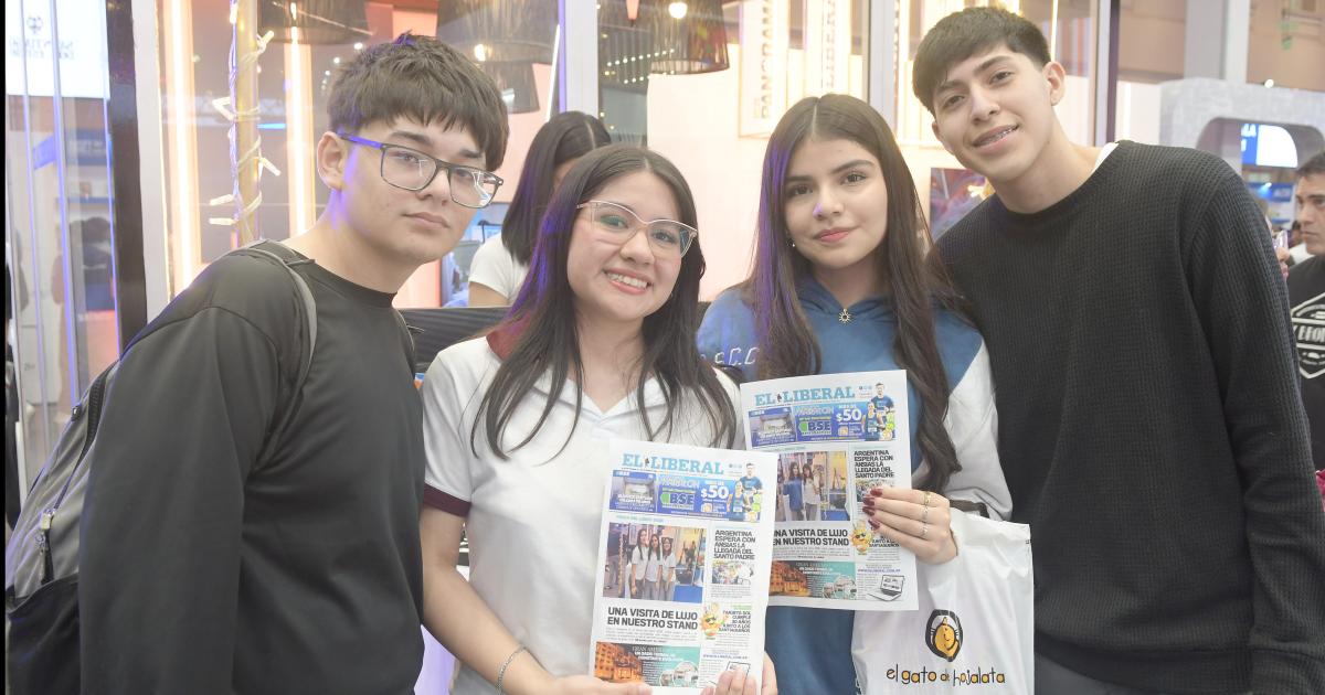 LA FERIA DEL LIBRO SIGUE SIENDO UN GRAN EacuteXITO