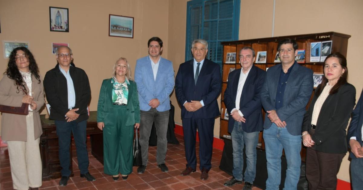 Ramiacuterez de Velazco celebroacute su 94deg aniversario con la inauguracioacuten de importantes obras