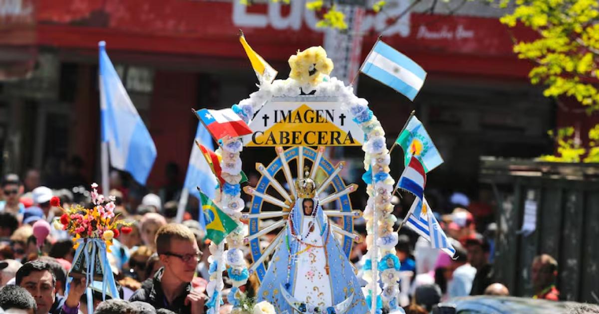 La imagen del momento que la Virgen llegó a la Basílica de LujÃn Foto-Crónica