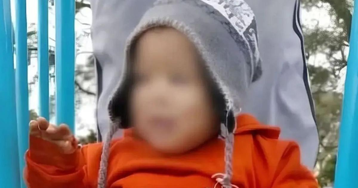Bebeacute de un antildeo y ocho meses fue hallado muerto en un canal de riego- detuvieron a sus padres