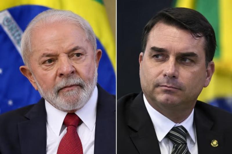 Luis Inacio Lula da Silva y Flavio Bolsonaro