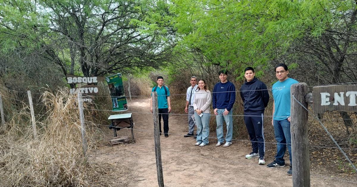 Alumnos de Ingenieriacutea visitaro el Colegio Giuseppe Tovini
