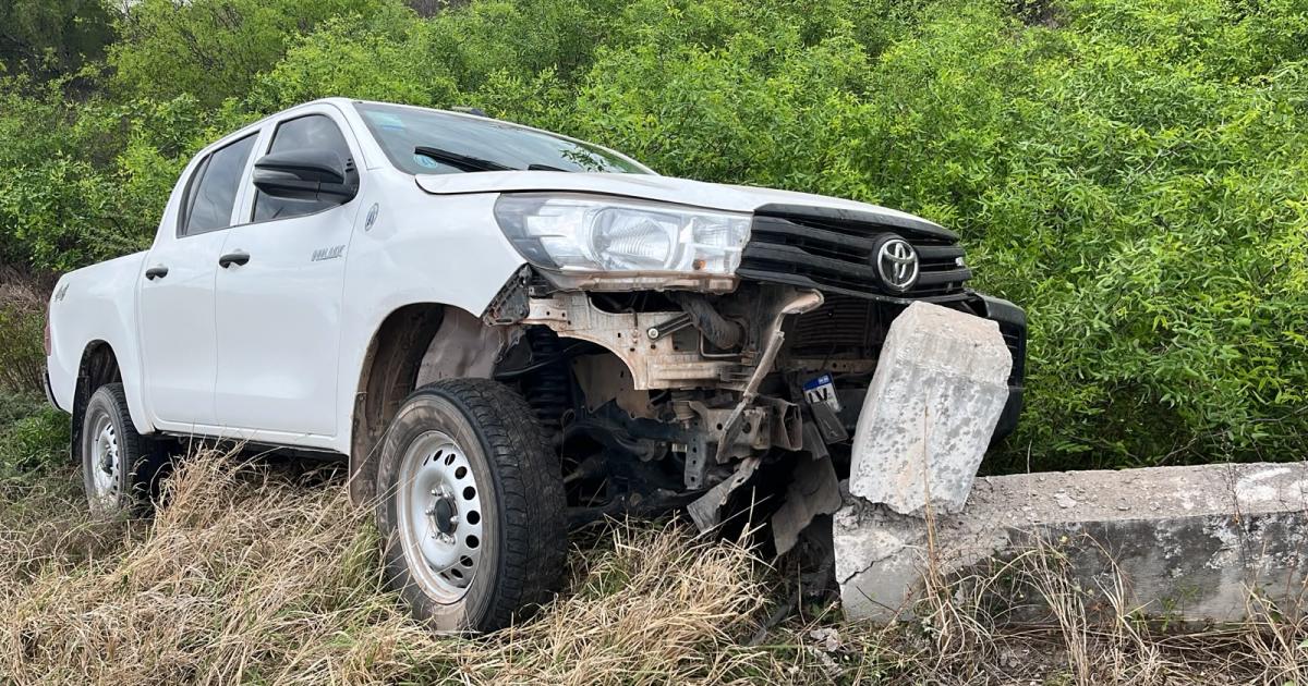 Una camioneta de la parroquia de Campo Gallo chocoacute sobre la Ruta 5