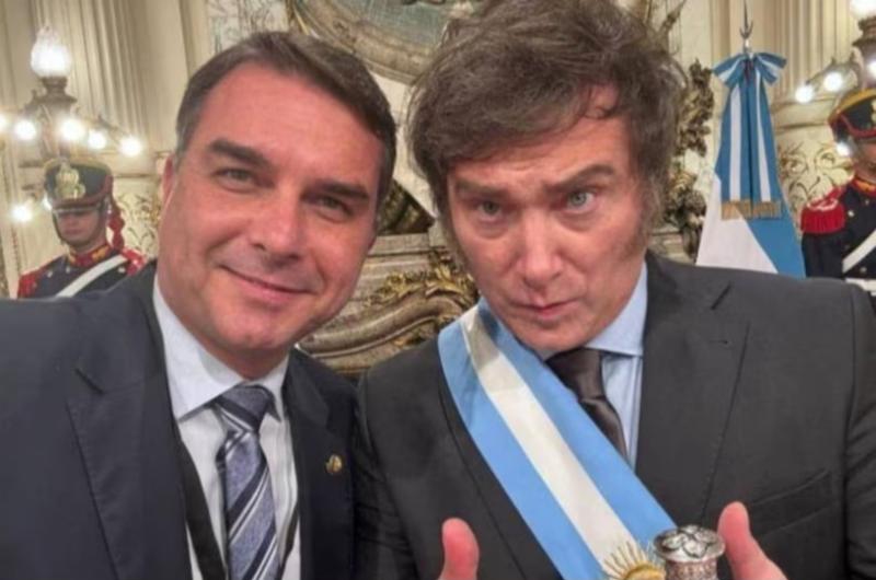 Fl�vio Bolsonaro y Milei