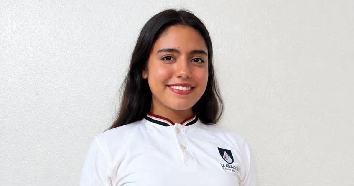 Alumna santiaguentildea a la 36ordf Olimpiacuteada Argentina de Fiacutesica